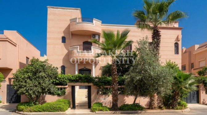 Villa à rénover en vente sur la route de casa