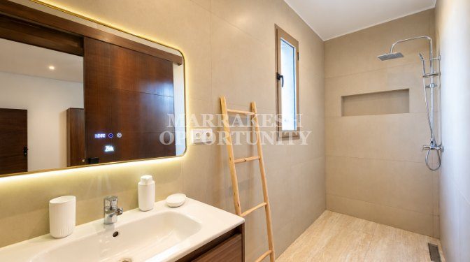 Luxueuse Villa meublée- 4 Suites -Piscine Privée
