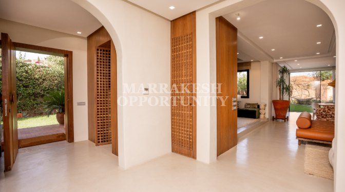 Villa de Luxe Moderne en Location Saisonnière – Piscine Privative et Petit-Déjeuner Inclus