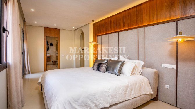 Villa de Luxe Moderne en Location Saisonnière – Piscine Privative et Petit-Déjeuner Inclus