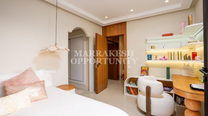 Villa de Luxe Moderne en Location Saisonnière – Piscine Privative et Petit-Déjeuner Inclus