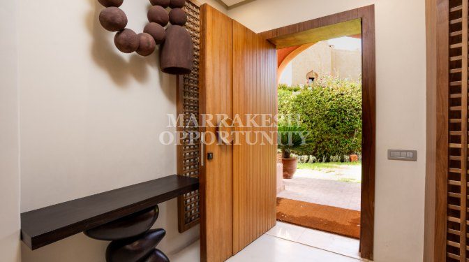 Villa de Luxe Moderne en Location Saisonnière – Piscine Privative et Petit-Déjeuner Inclus